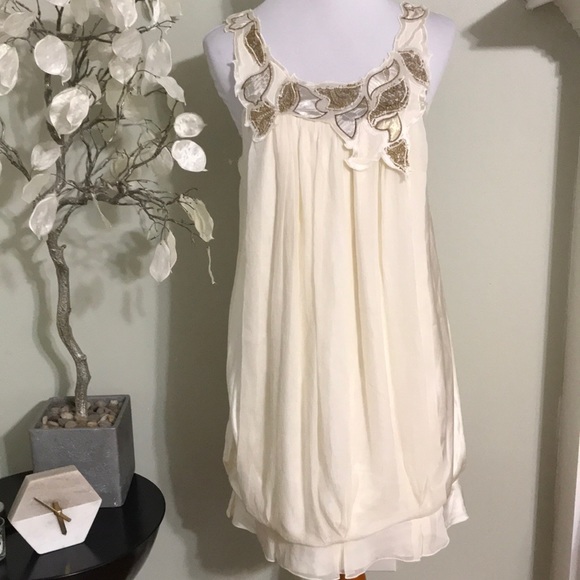 BCBGMaxAzria Dresses & Skirts - BCBGMARIA CREAM DRESS